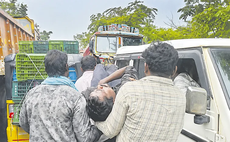 Sand Lorry Traffic Issue In Bhadradri Kothagudem Dist