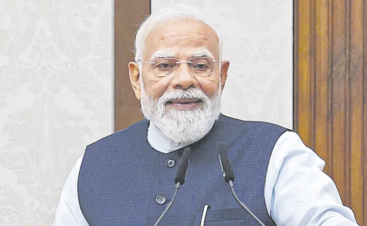 Narendra Modi interacted with 183 Officer Trainees of IAS 2024 batch