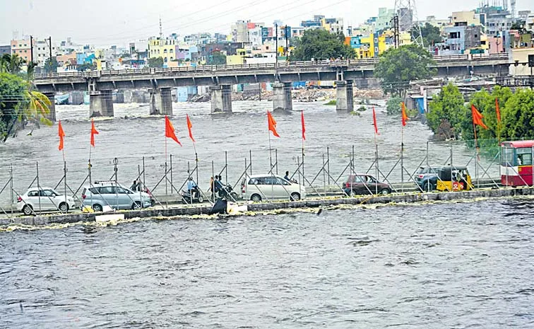 మూసీపై ఆ రెండు వంతెనల వ్యథ..