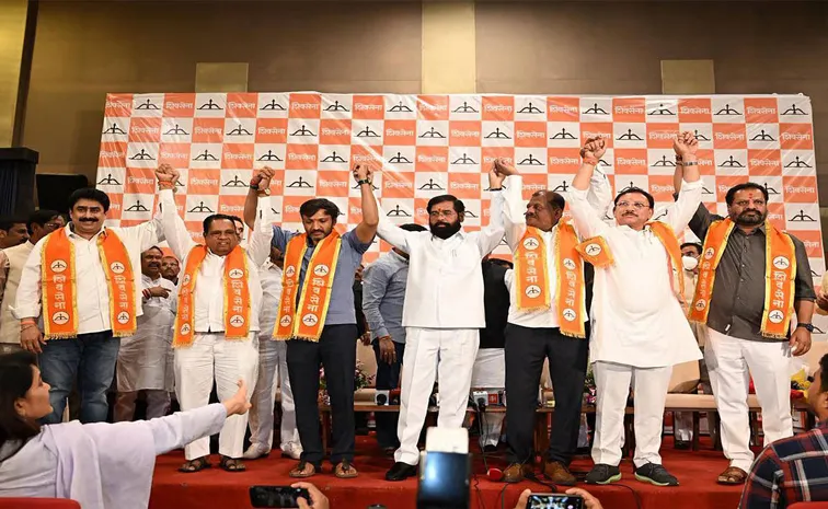తిరుగుబాటు ఎంపీల లేఖ ఇవ్వండి 