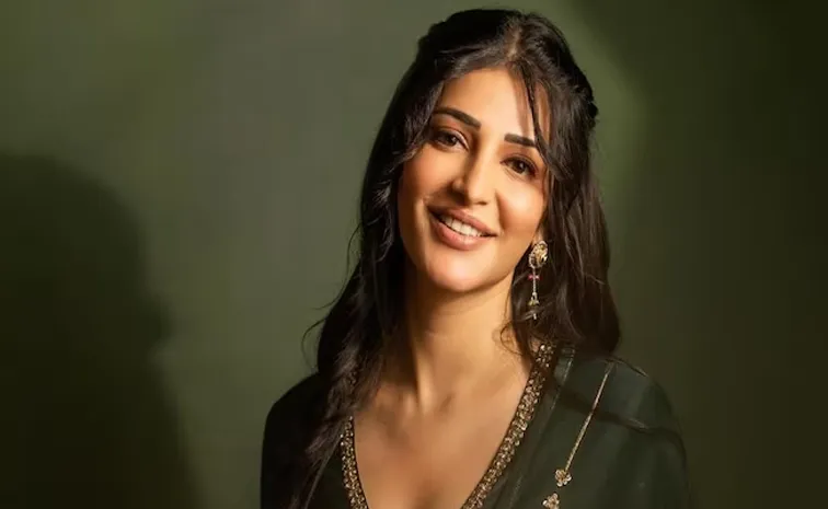 ఎవరితోనూ రిలేషన్‌ షిప్‌లో లేను: శ్రుతి హాసన్‌