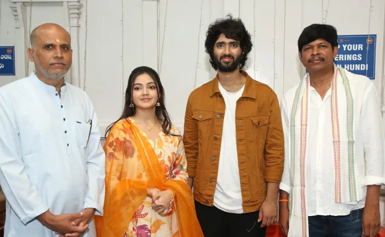 Music director Vandemataram Srinivas Son Suswara Tarang Turns As A Hero