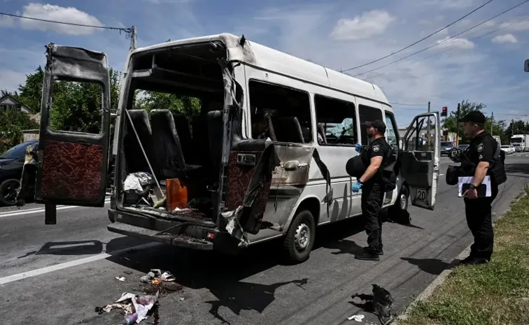 Russian missile-drone attacks On Ukraine At-Least 8 Members-Demise