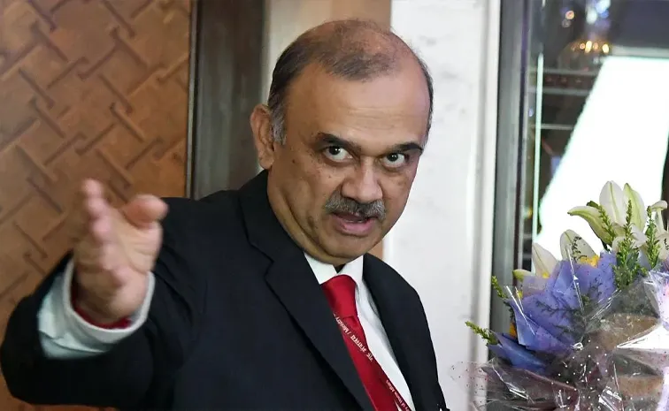 Ex HDFC Bank Chairman Atanu Chakraborty Slams Legal Review Questions Governance