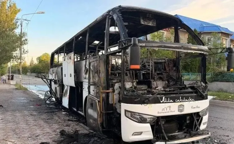 Ukraine Drone Strike Hits Civilian Bus, 7 Killed in Escalation