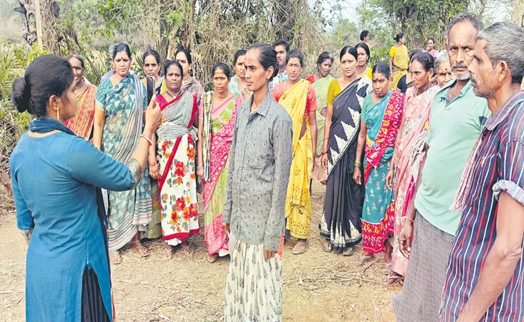 Sakshi Guest Column: anguish of children of jungle with online restrictions