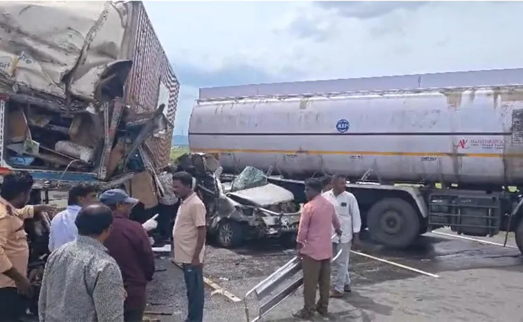 Road accident in vijayawada