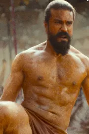 Ram Charan Fan Dance at Peddi Movie Screemning In Theatre video viral 8
