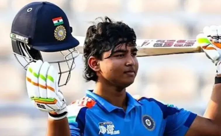 చరిత్ర సృష్టించిన వైభవ్‌ సూర్యవంశీ