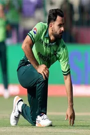 Pakistan star serves fresh conspiracy against India with shocking claim, Umpiring calls go in their favour