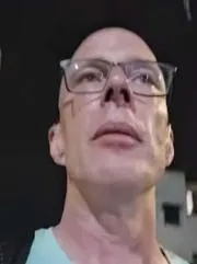 UK Man Gets Emotional While Leaving India Said Goes Viral