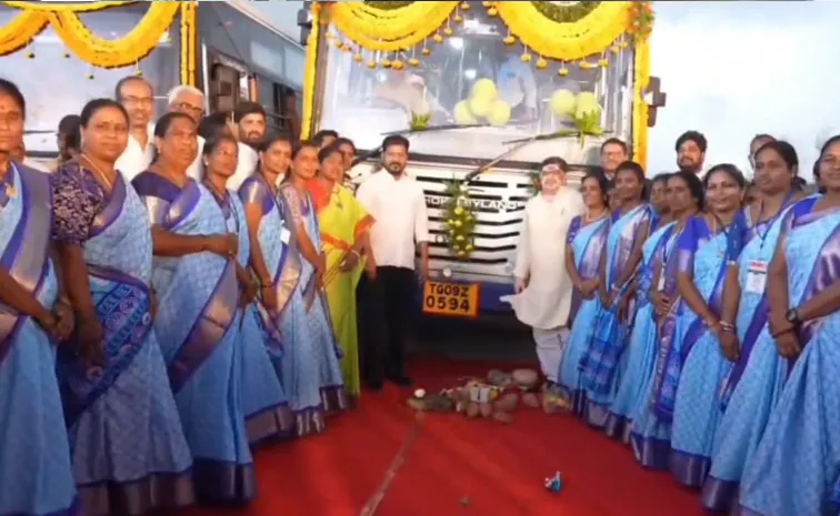 TG: మహిళా సంఘాలకు 553 బస్సులు కేటాయింపు