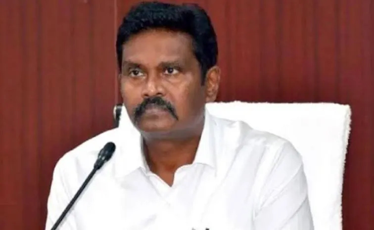 క్రాంతికుమార్‌ కుటుంబానికి పీవీ సునీల్‌ కుమార్‌ పరామర్శ
