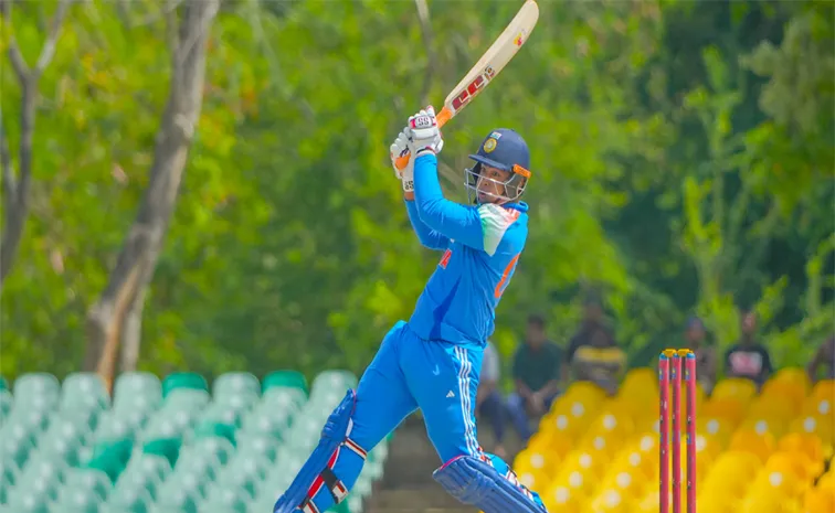 బౌల‌ర్ల‌ను ఉతికారేసిన వైభ‌వ్ సూర్య‌వంశీ.. వీడియో వైరల్‌
