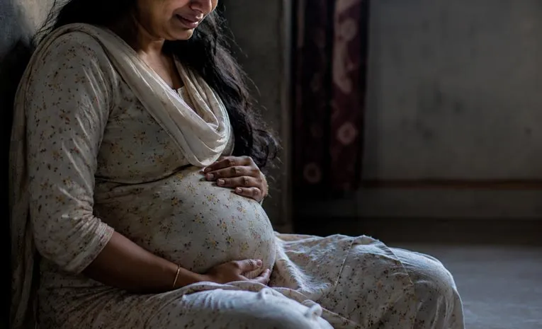8 Months Pregnant Woman Incident