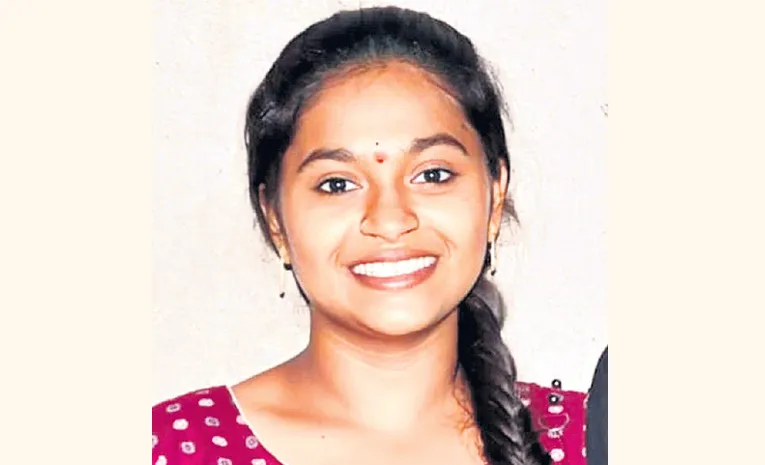Love Failure Young Woman Ends Life In Hyderabad