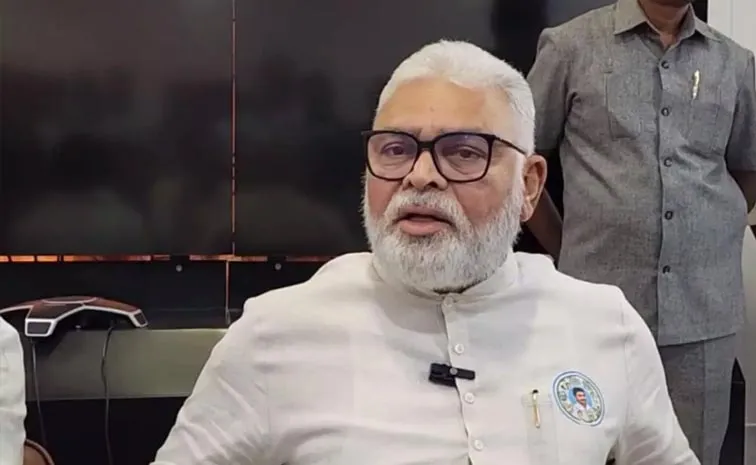 Ambati Rambabu Booked Over Mudragada Padmanabham’s Funeral Row