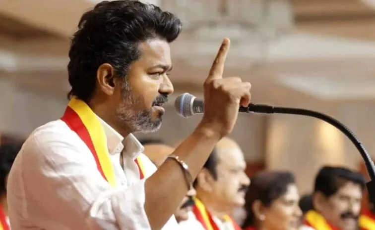 సెకండ్‌ చాన్స్‌ ఉండదు.. మంత్రులకూ విజయ్‌ వార్నింగ్‌