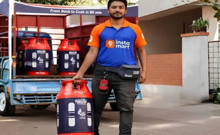 Swiggy Instamart Launches 10-Minute LPG Cylinder Delivery
