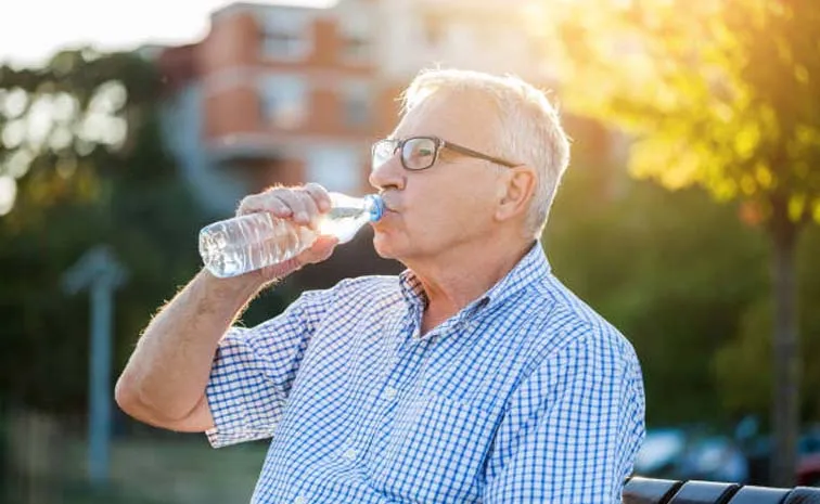 Health tips: Tips for Water Intake for Old age people