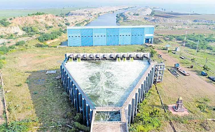 Handri Neeva tenders for TDP sympathizer