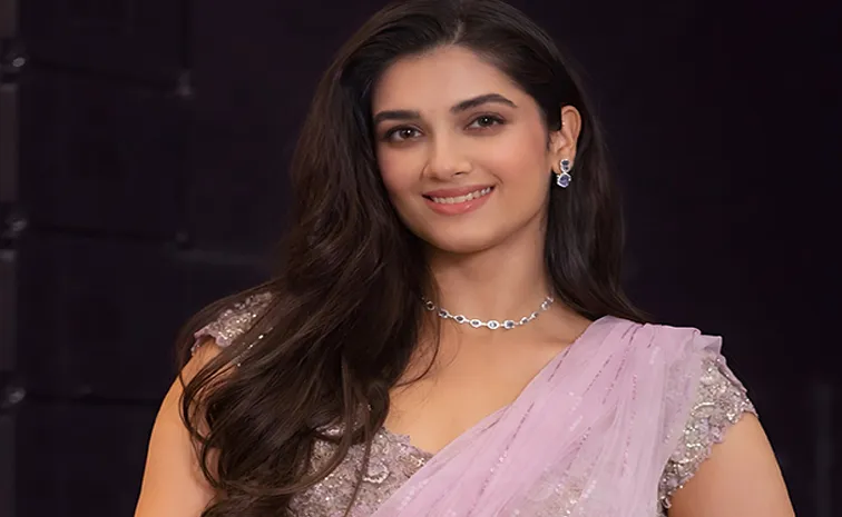 Bhagyashri Borse Responds On Trolls