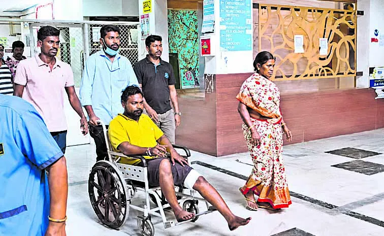 Nalgonda district police arrested a hardened thief on Tuesday night