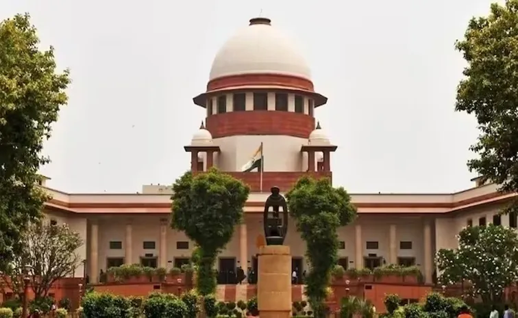 Supreme Court ruled that swear words alone do not constitute obscenity