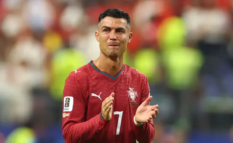 Cristiano Ronaldo Instagram-Like-Sparks-Controversy-FIFA-Argentina Cheated
