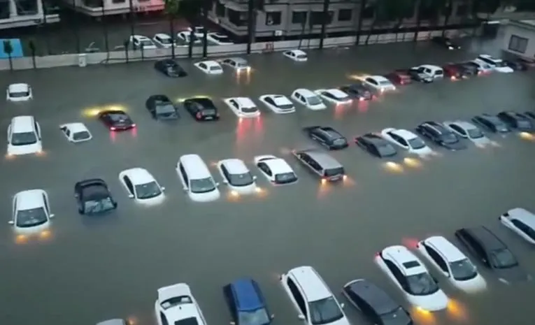 Over 50 Cars Submerged As Rain Floods Parking Lot In Gujarat Valsad
