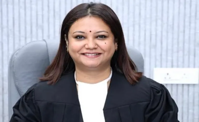 జడ్జి గ్రోవర్‌ సారథ్యంలో ఫాస్ట్‌ ట్రాక్‌ కోర్టు 