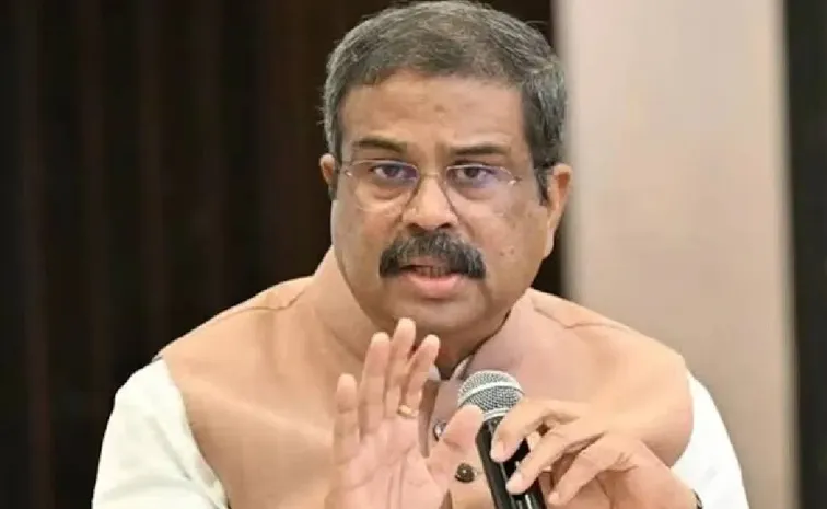 ధర్మేంద్ర ప్రధాన్‌ తరువాత కాబోయే విద్యాశాఖ మంత్రి ఎవరు? 