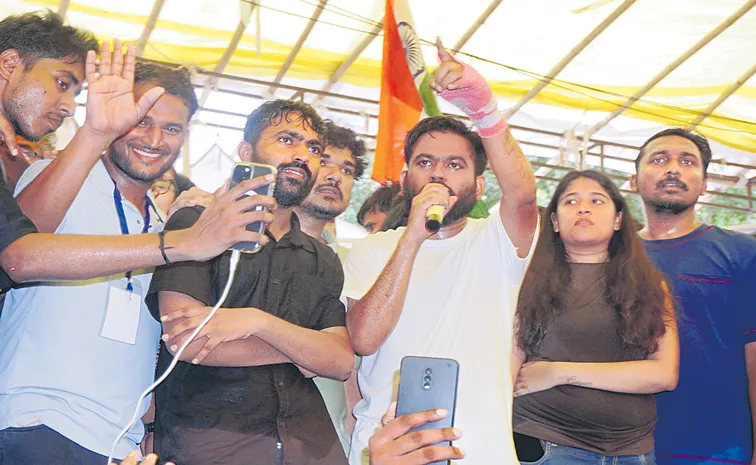 Abhijeet Dipke hailed Union Minister Dharmendra Pradhan resignation
