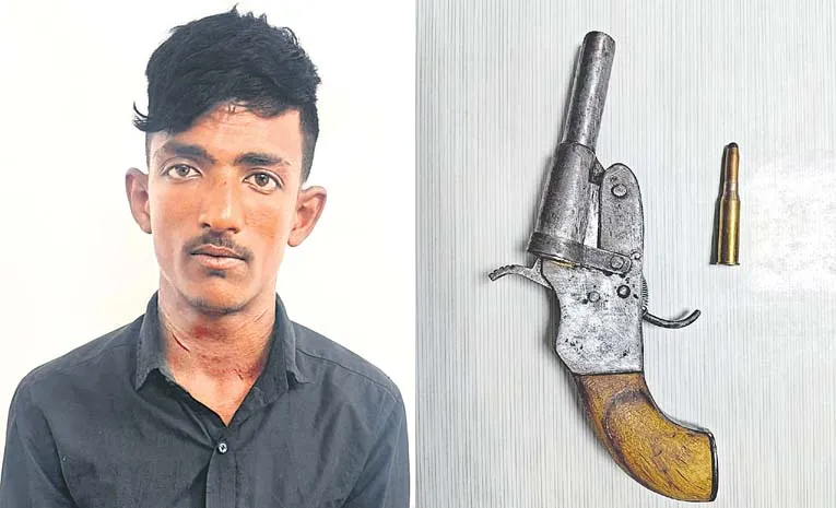 నాటు తుపాకీతో యువకుడు హల్‌చల్‌!