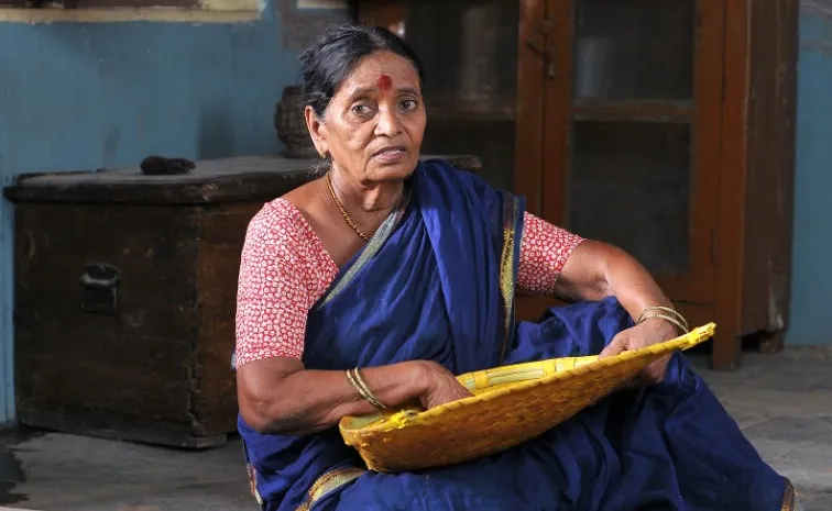 Pavala Syamala Passed Away
