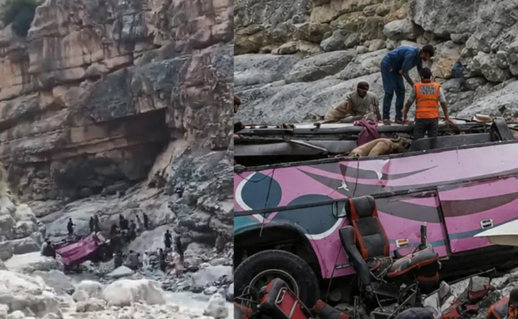 Balochistan Road Accident: Overloaded Bus Plunges Into Ravine News