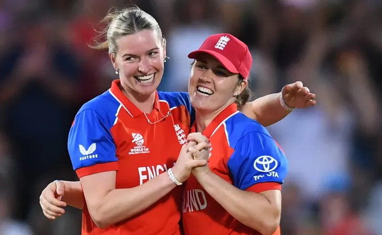 England-Beat South Africa-2nd-Semis-Enter-Finals-ICC Women-WC