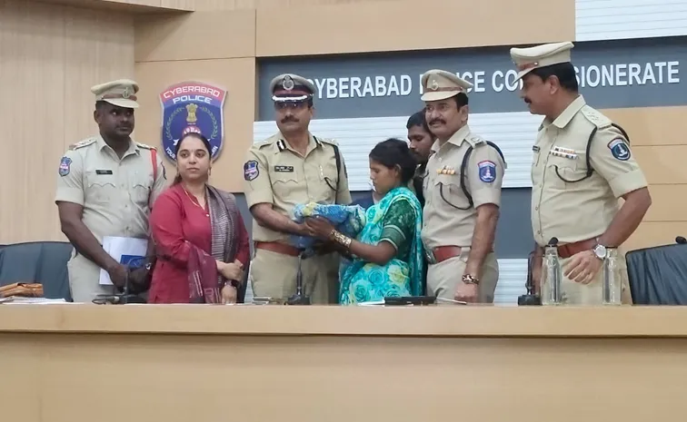 Cyberabad police solve one month old infant kidnapping case