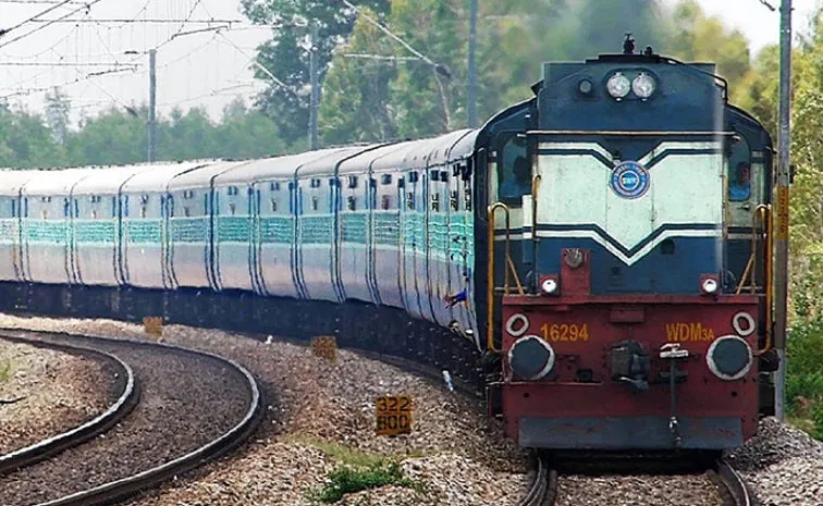 రైల్వే రికార్డ్‌.. రైలెక్కిన 63.81 కోట్ల మంది
