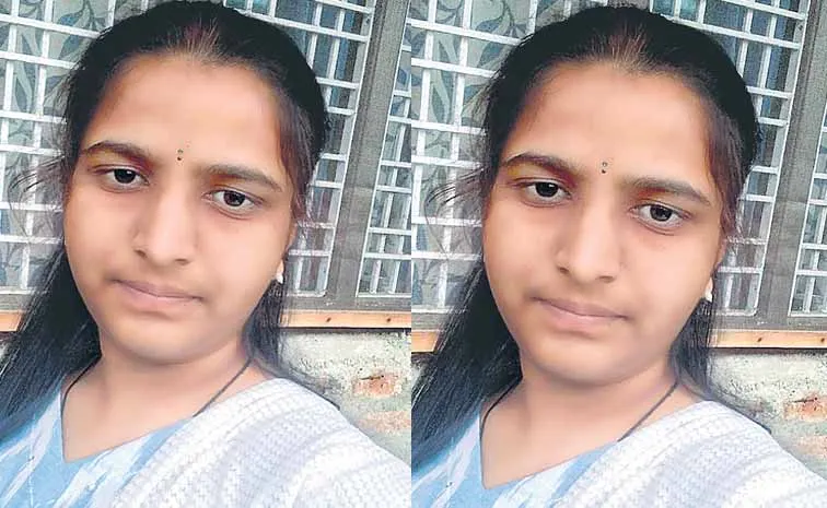 నేను చదువుకోలేను. చెల్లిని బాగా చదివించండి 