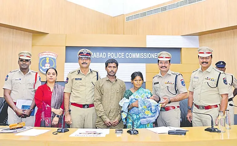 Infant Kidnapping Incident In Chandanagar Hyderabad