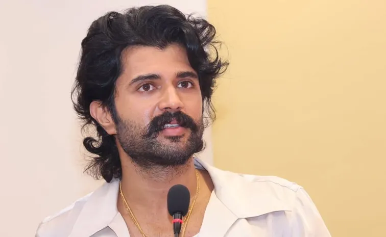విజయ్ దేవరకొండ సరసన లైగర్ బ్యూటీ..!