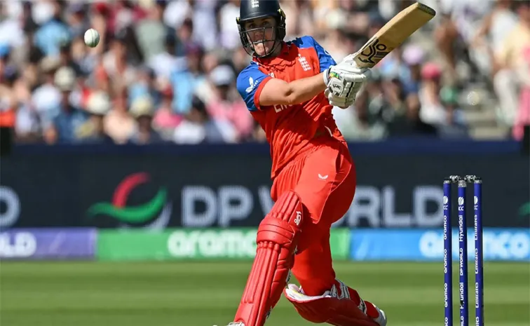Nat Sciver-Brunt, Freya Kemp take England to 150-4 vs Australia at Lords1