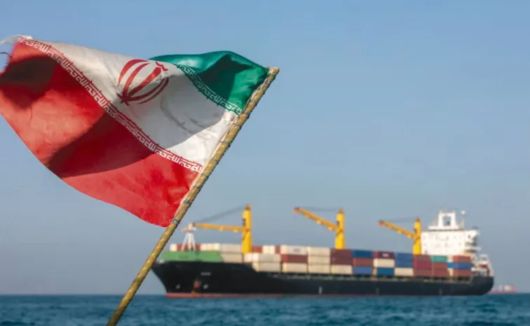 Iran confirms new service fees for Strait of Hormuz