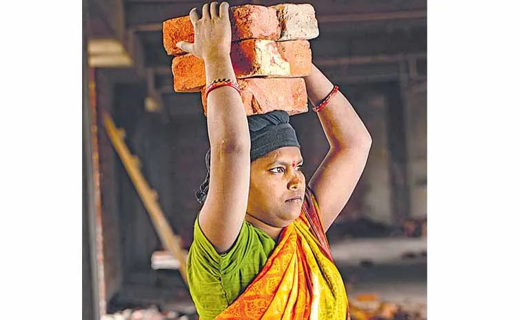 Lowest wages for female workers in southern states