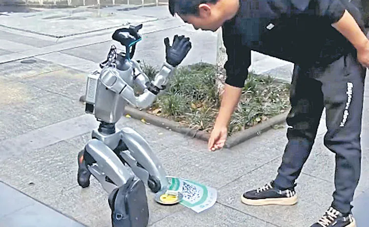 Video Shows Humanoid Robot Begging In China Claims It Has No Money To Recharge