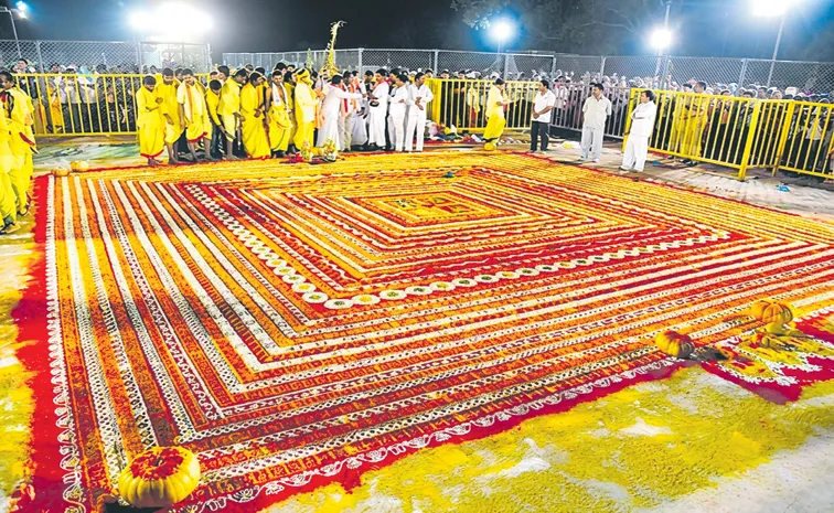 మల్లన్న ‘పట్నం’లో కమీషన్ల కట్నం