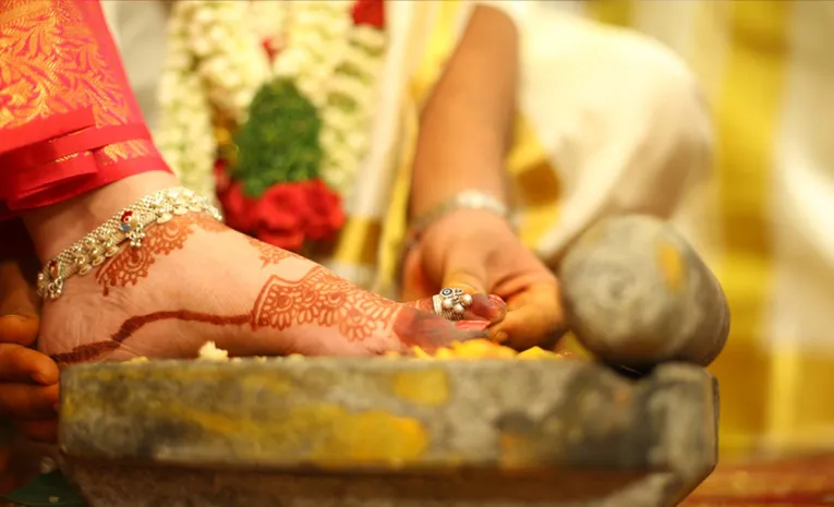 Husband and wife incident in Karnataka