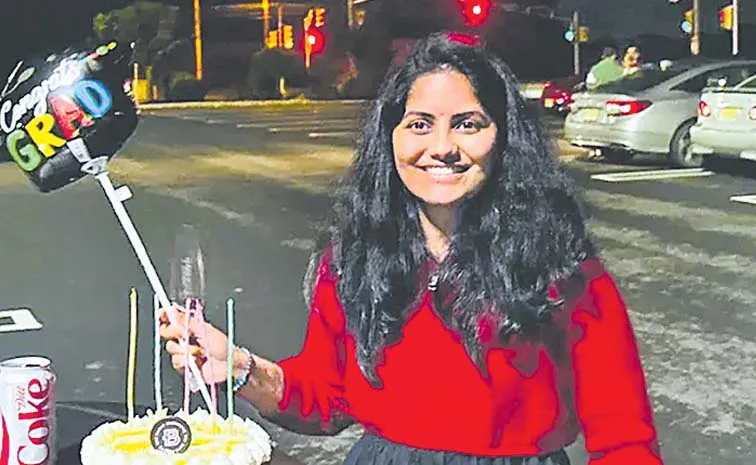 అట్లూరి ప్రసన్న.. రూ.100 కోట్ల స్కాంలో నిందితురాలు