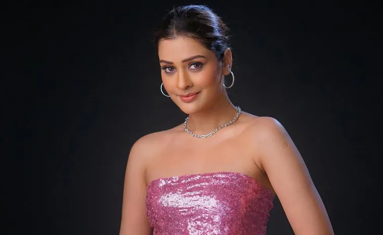 Payal Rajput Reacts Her Instagram Subscription